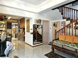 Flora Road (D17), Terrace #463039091